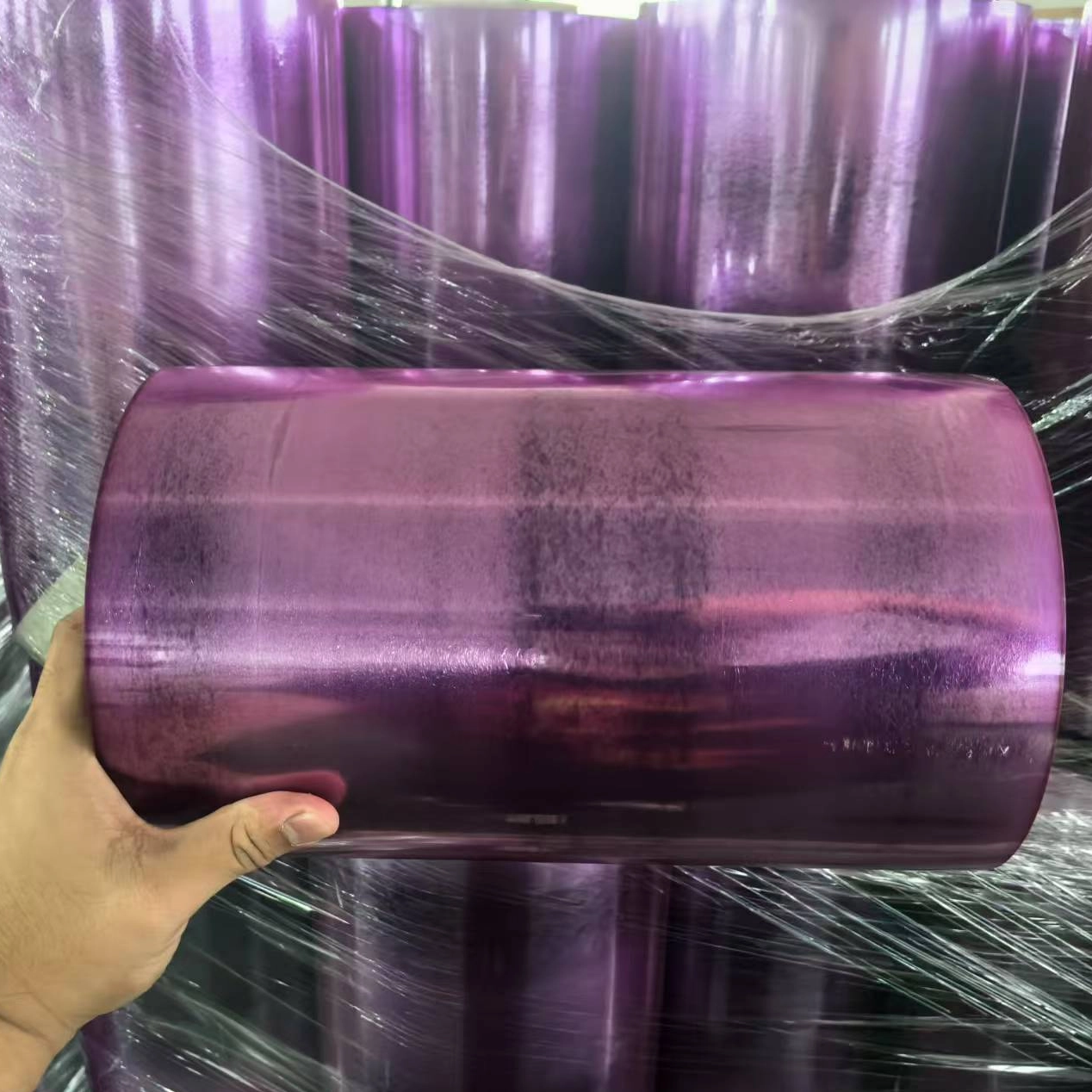 Purpura Color mollis Anti Caligo PVC Food Extendam film Cinge Film Jumbo Roll pro Food Packaging